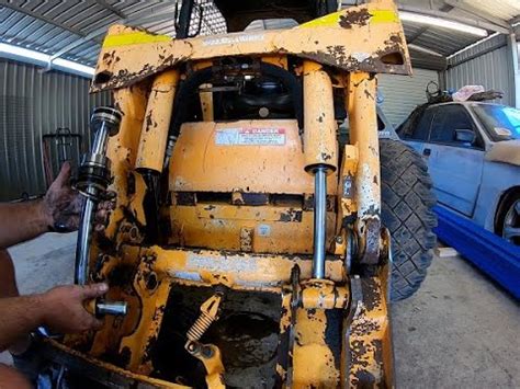 mustang skid steer repair|mustang 2040 hydraulic steer.